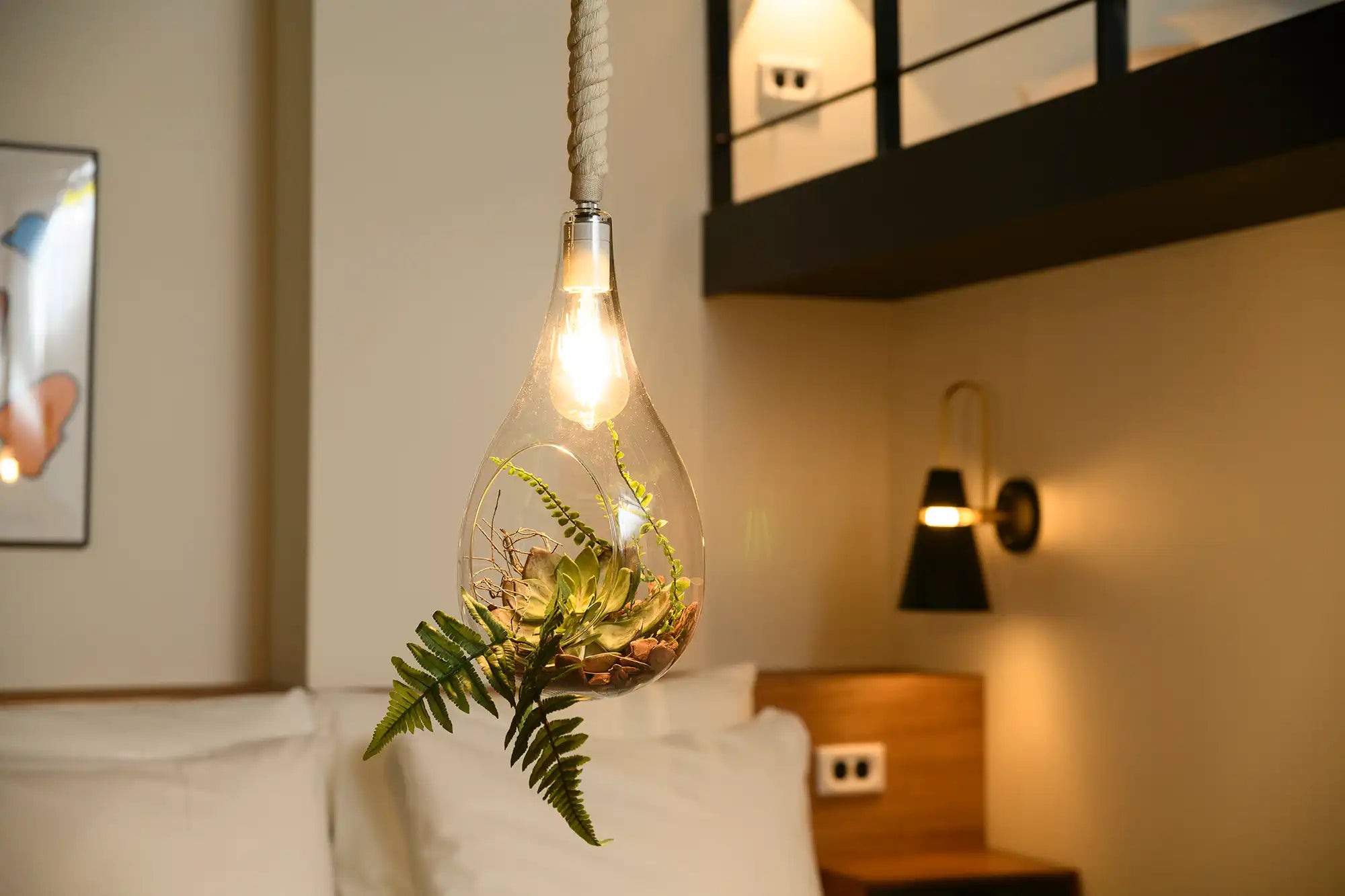 BOTANIC HANGING LIGHT
