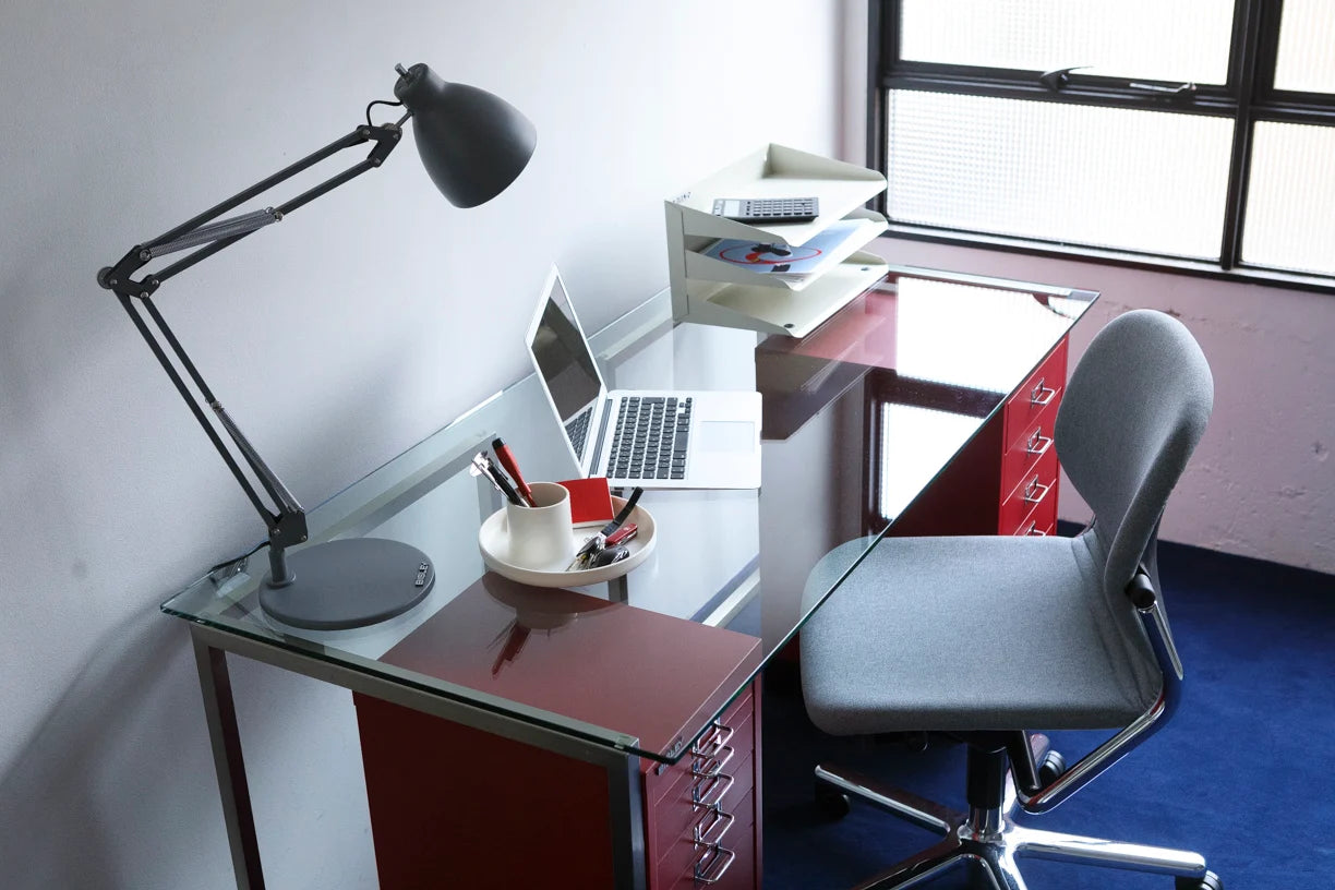 BISLEY DESKLAMP