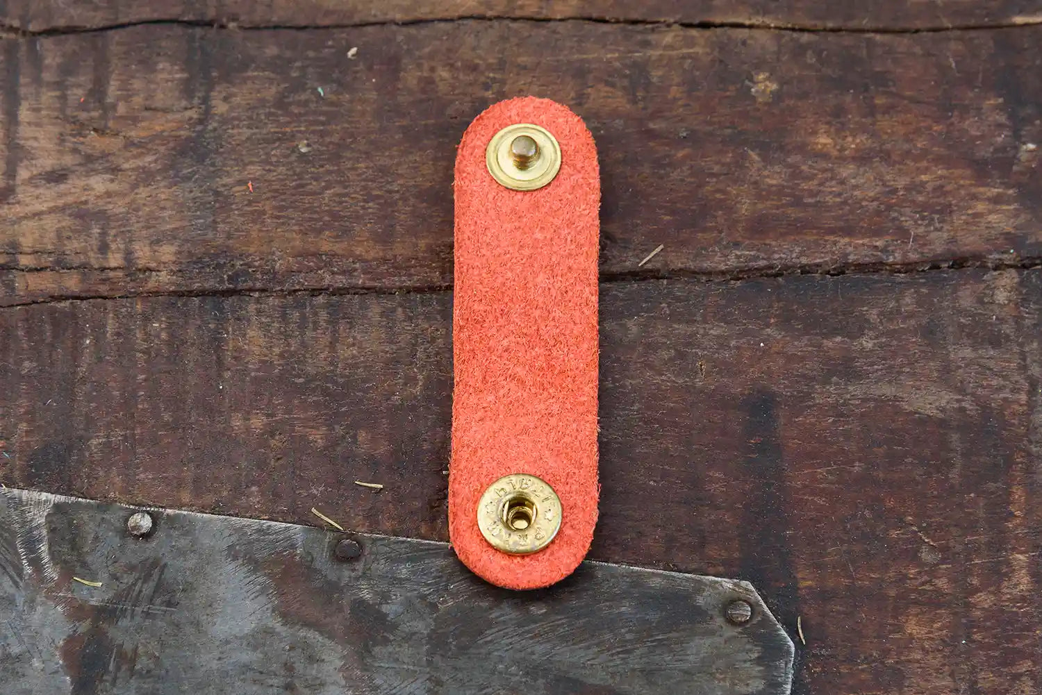 ABURI LEATHER CLIP