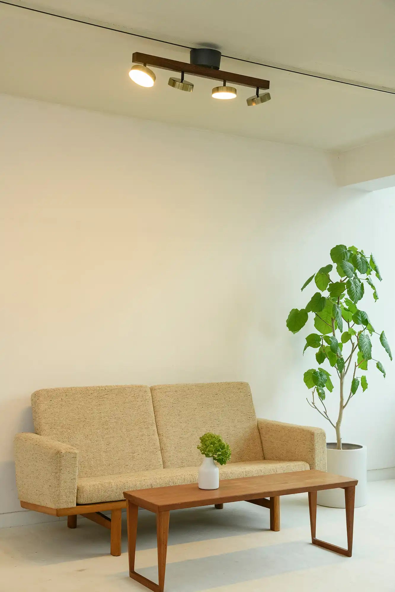 RUMANI4 CEILING LIGHT