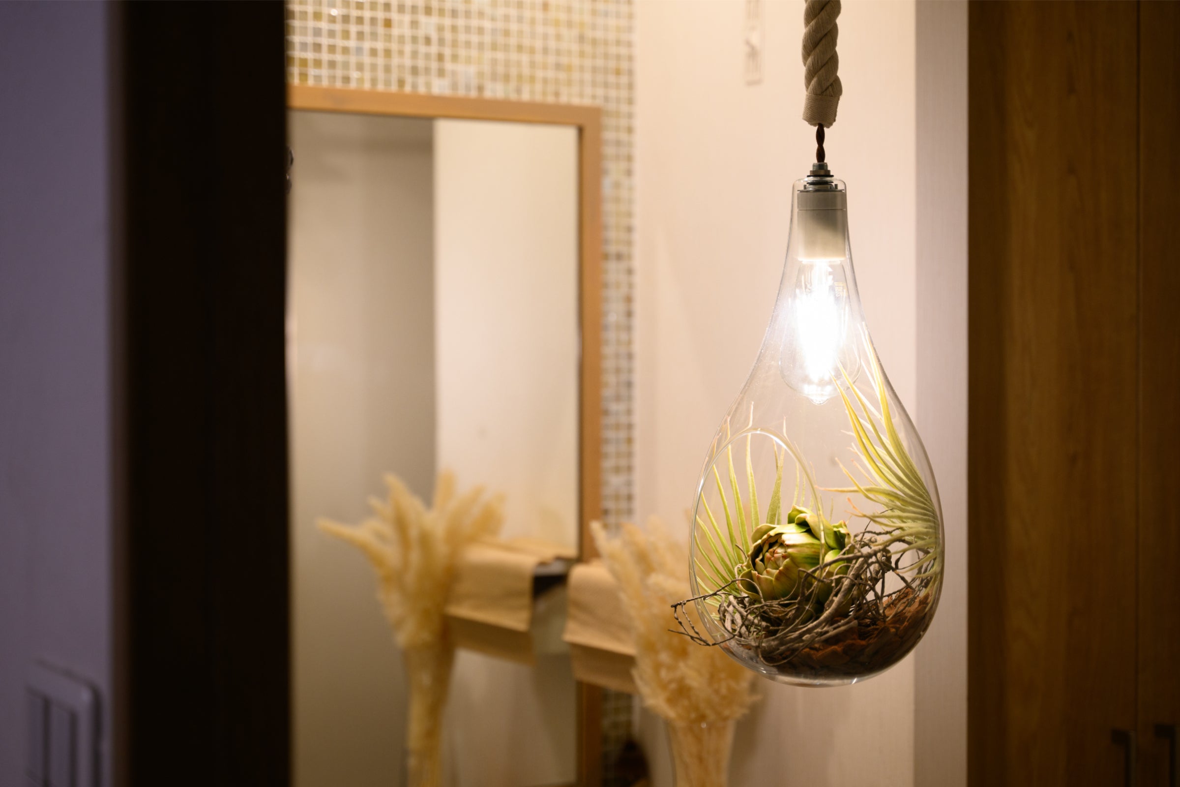 BOTANIC HANGING LIGHT with FAKEGREEN