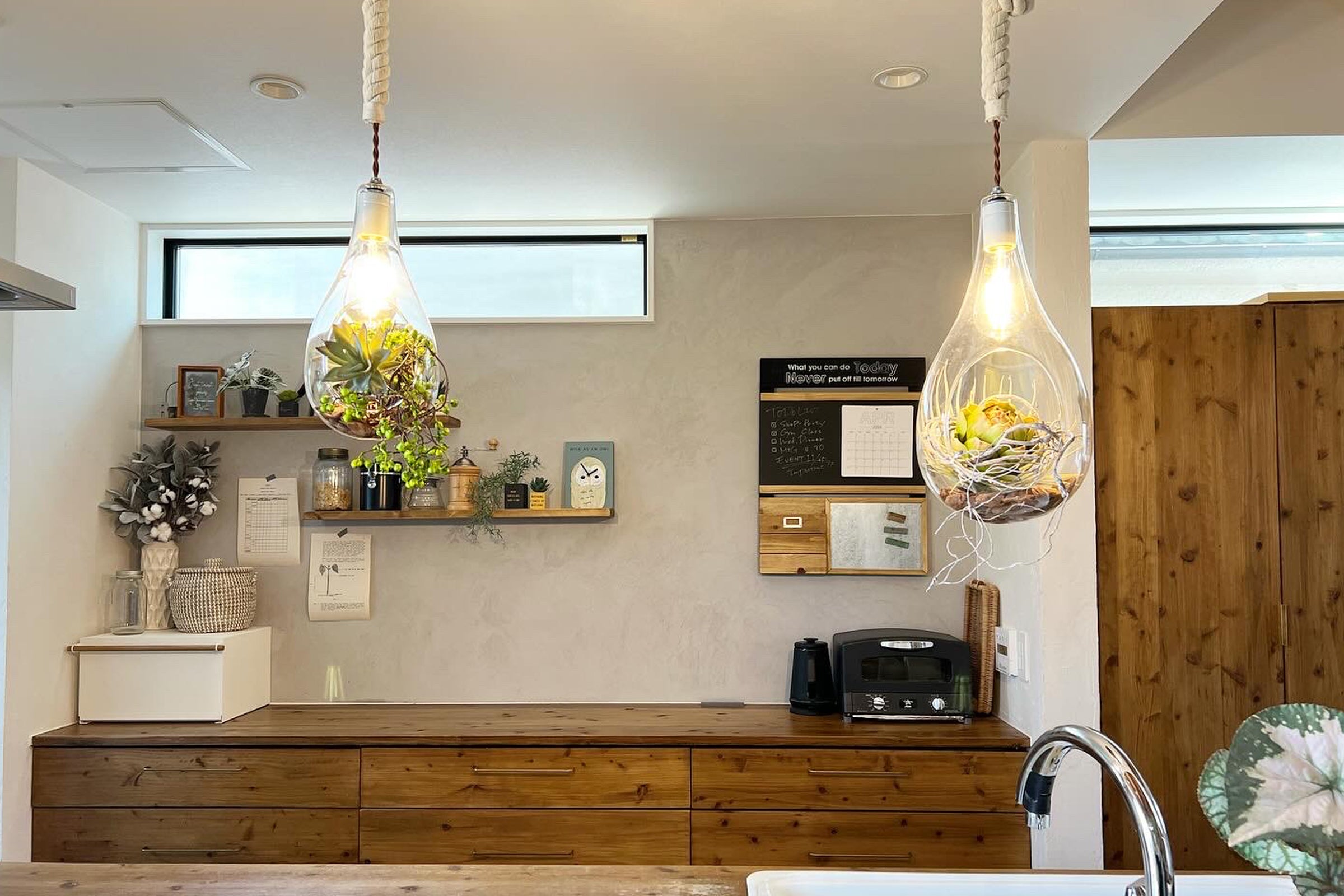 BOTANIC HANGING LIGHT with FAKEGREEN