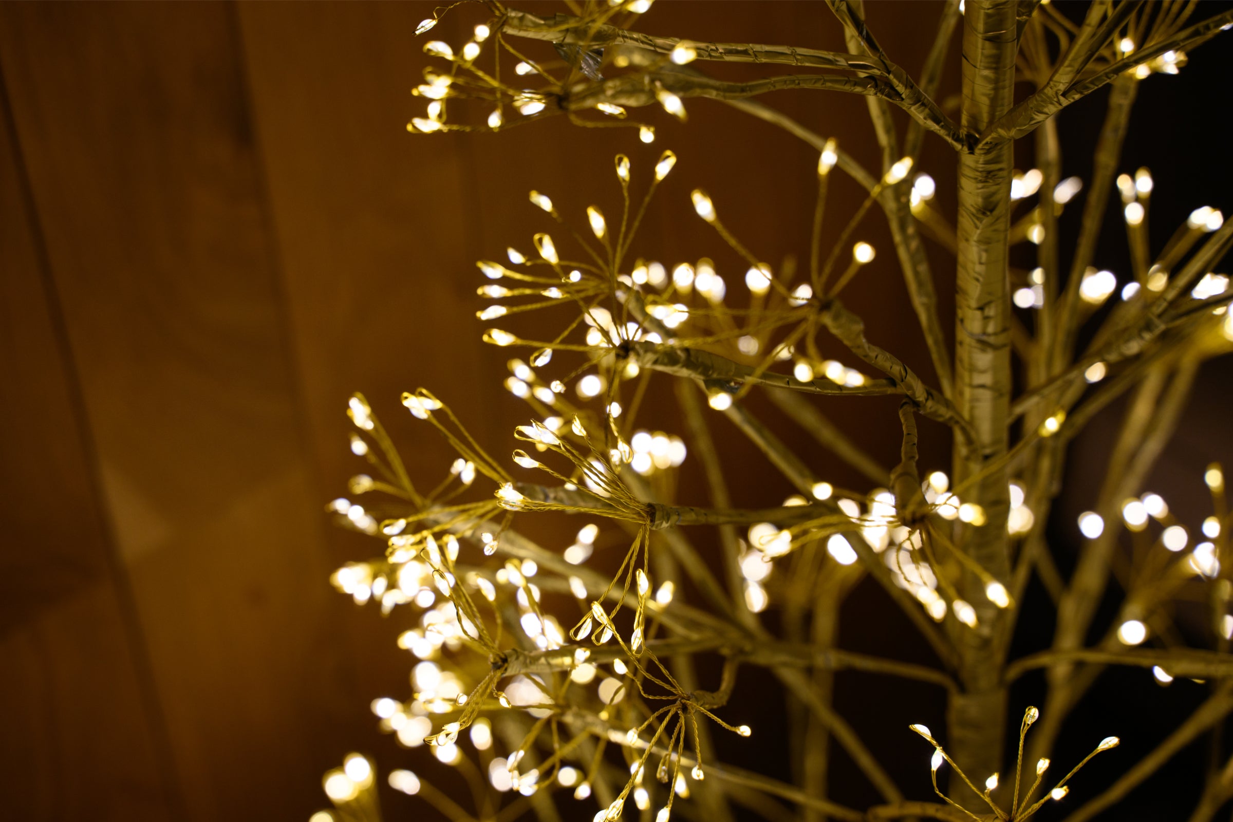 GOLDY Tree – SWAN ONLINE STORE